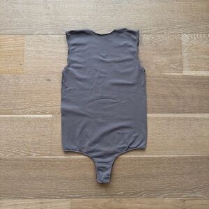 SKIMS Essential Crewneck Sleeveless Bodysuit